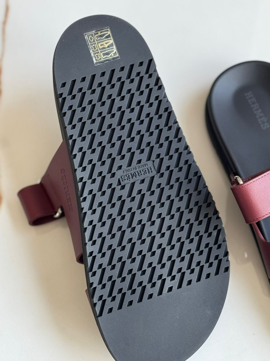 Sandales Chypre en cuir d’agneau rouge H