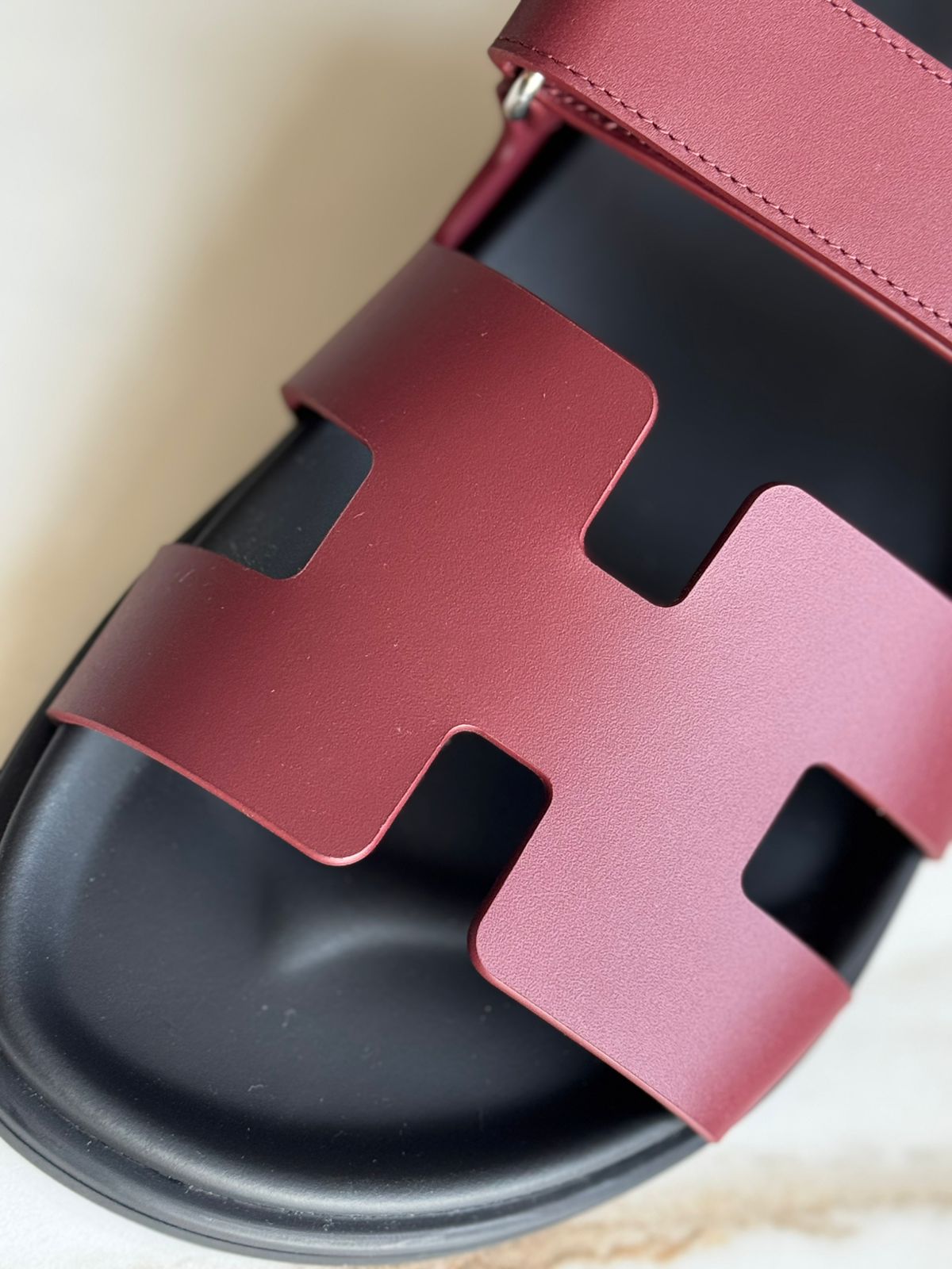 Sandales Chypre en cuir d’agneau rouge H